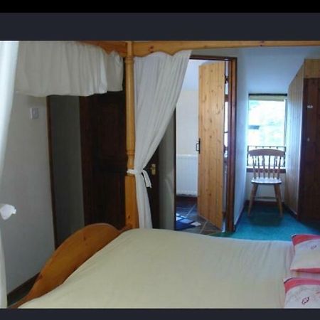 Hayloft Cottage Merton  外观 照片